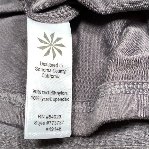 Athleta skirt size MT - Picture 3 of 3